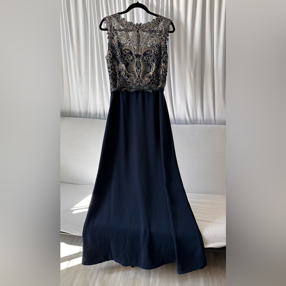 Tadashi Shoji Elegant Teal Blue and Gold Embroidered Maxi Dress - Picture 1 of 6